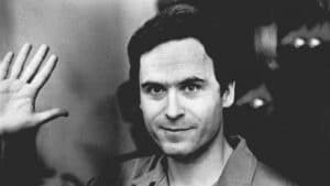 Ted Bundy, um serial killer charmoso e atraente