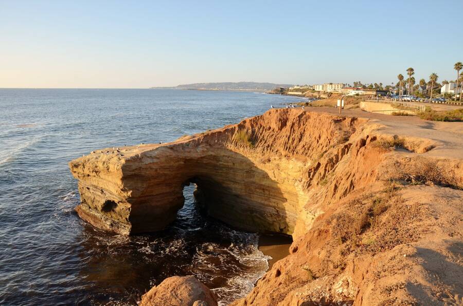 O atributo alt desta imagem está vazio. O nome do arquivo é sunset-cliffs-san-diego.jpg