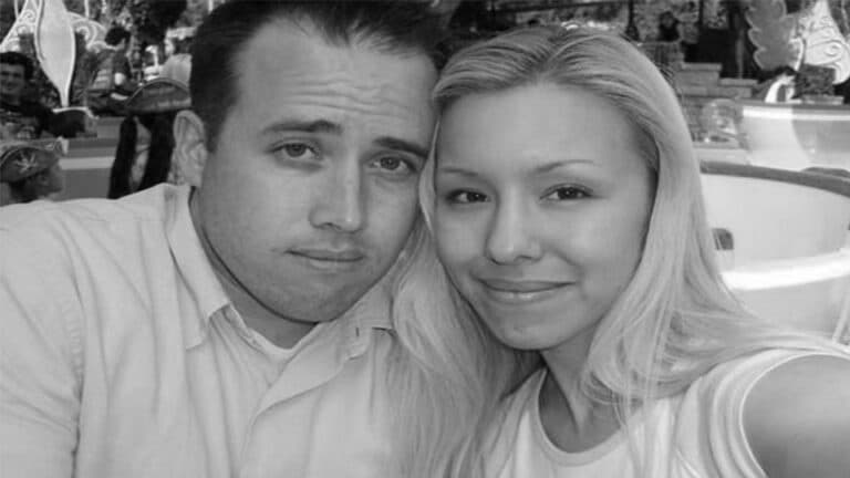 Jodi Arias photographed her boyfriend after stabbing him 27 times